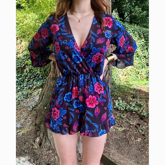 Floral Boho Romper - Picture 3 of 5